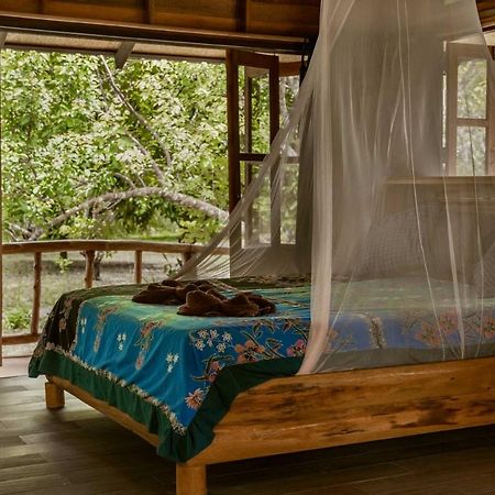 Monkey Mansion - Jungalows & Tours Khao Sok National Park Dış mekan fotoğraf